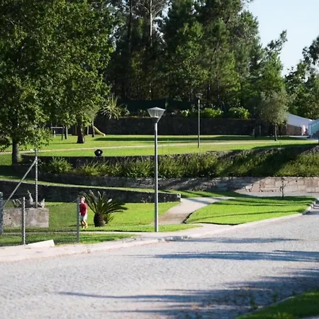 Funileiro, E Quartos Amares