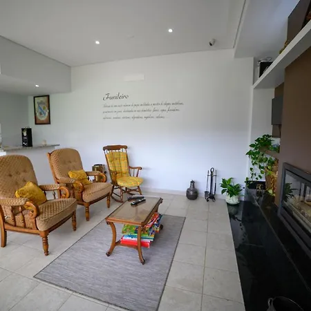 Funileiro, E Quartos * 아마레스