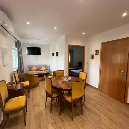 Funileiro, E Quartos