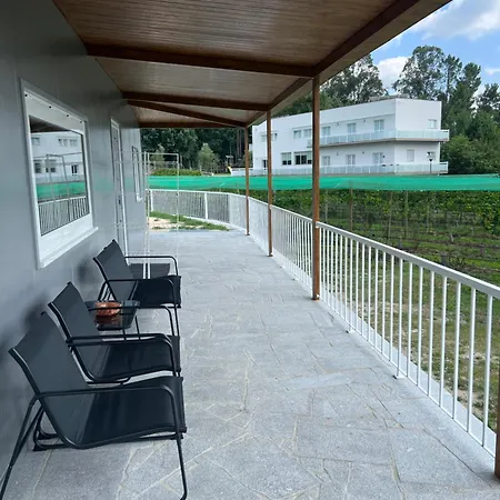 Funileiro, E Quartos Amares