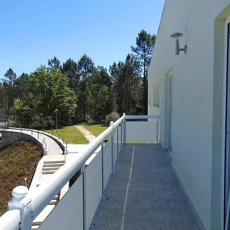 Funileiro, E Quartos * Amares
