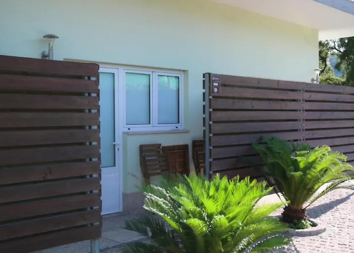 Funileiro, E Quartos * Amares