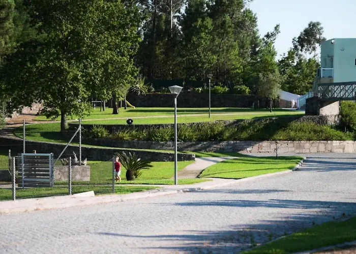 Funileiro, E Quartos Amares