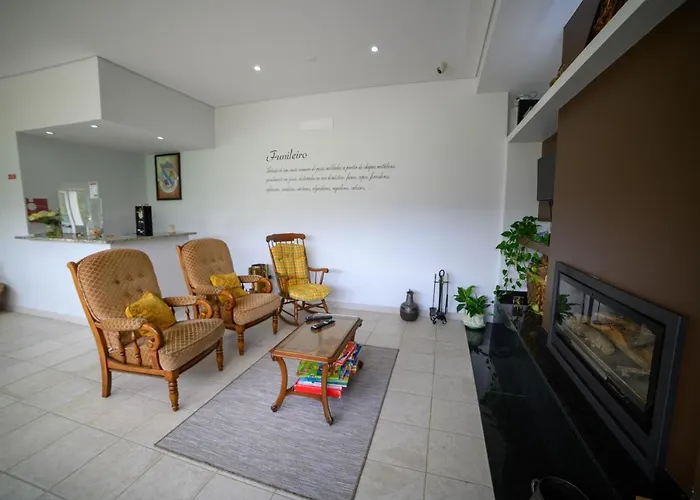 Funileiro, E Quartos * Amares