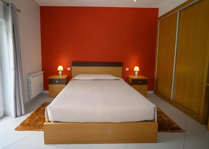 Funileiro, E Quartos Vendégház *