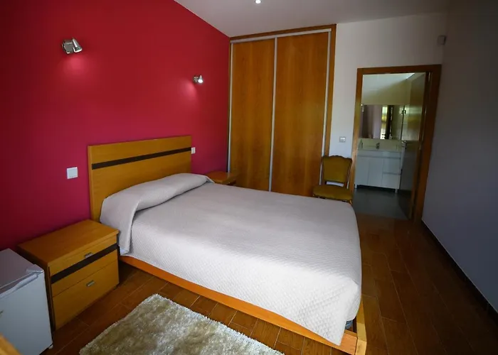 Funileiro, E Quartos Vendégház *